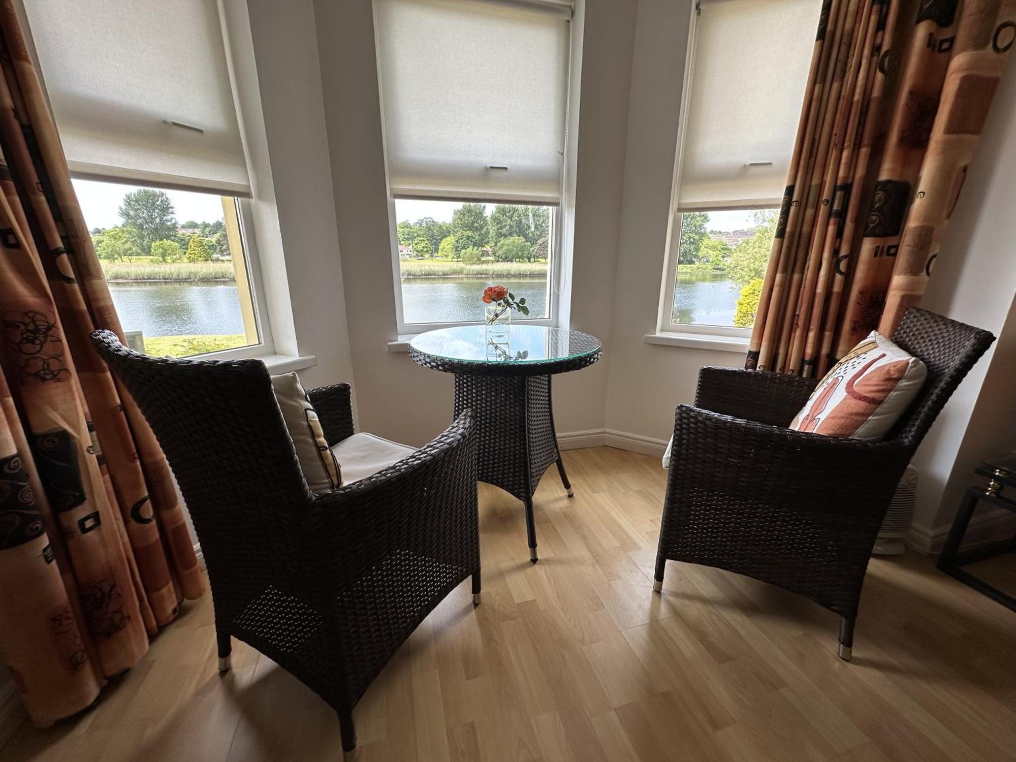 Coleraine Riverside Apartment ภายนอก รูปภาพ
